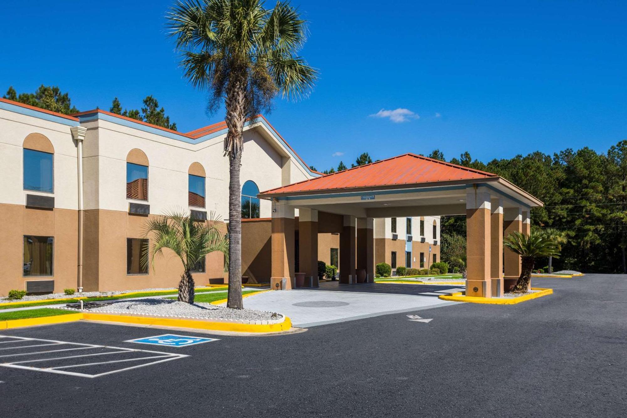 Clarion Pointe Hinesville Near Fort Stewart Exterior foto